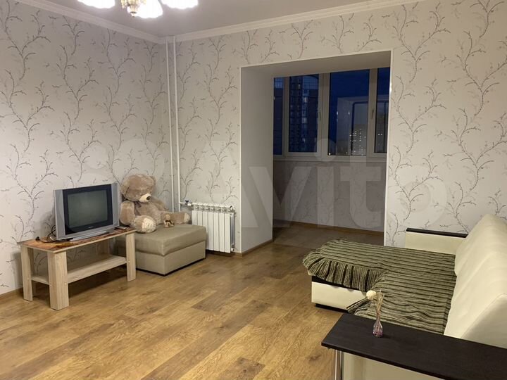 2-к. квартира, 54 м², 8/14 эт.
