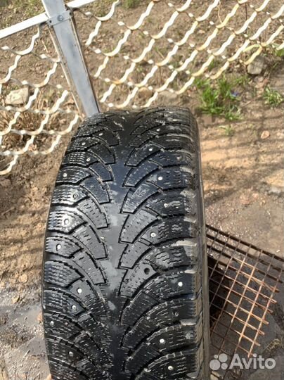 Nokian Tyres Hakkapeliitta 4 235/55 R17