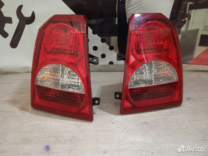 Фонарь задний Додж Калибр Dodge Caliber