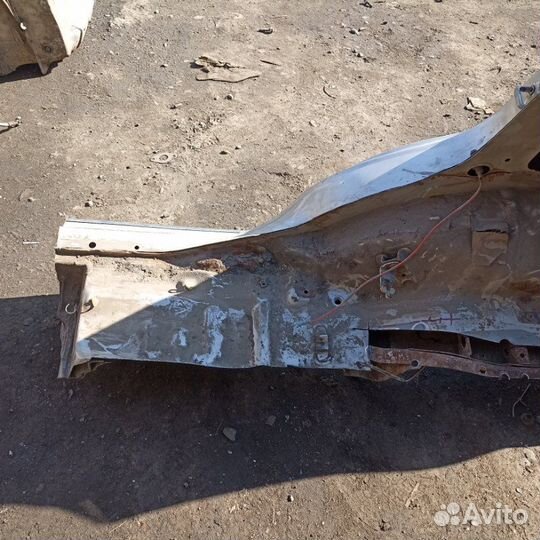 Крыло заднее правое Toyota Duet M110A EJ-DE 2001