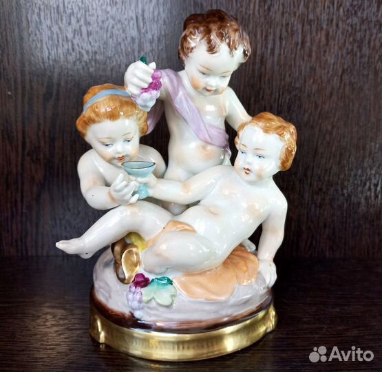 Фарфоровая статуэтка Рудольштадт Германия 1900 год