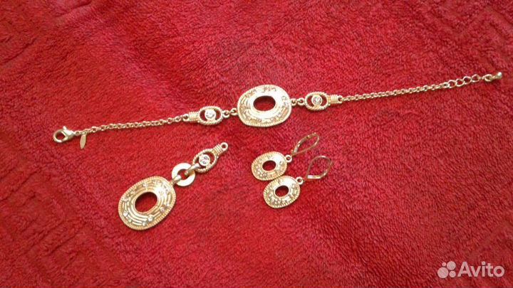 Бижутерия Avon, комплект