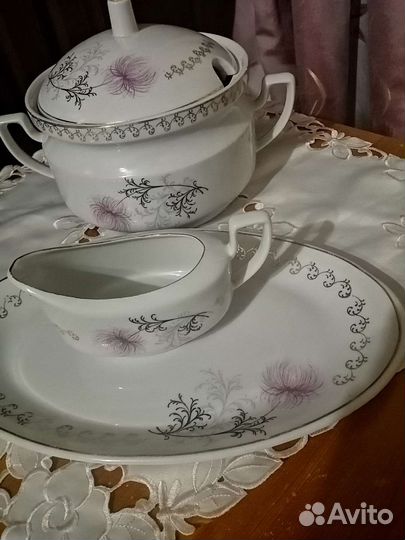 Фарфоровая супница Дулево