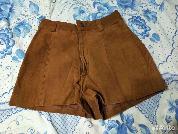 Шорты женские