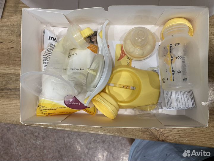 Молокоотсос medela ручной