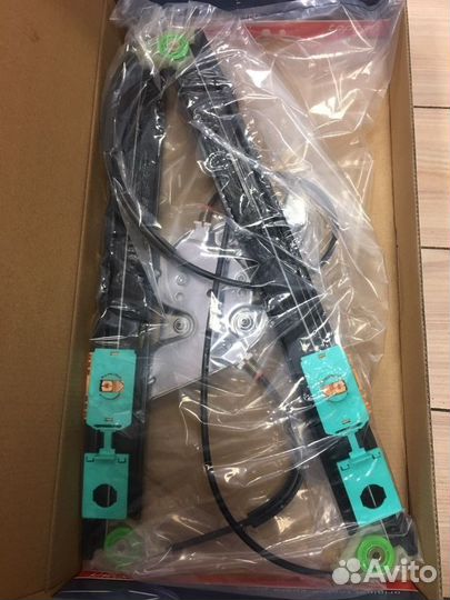 Стеклоподъемник передний левый Audi A6 C5