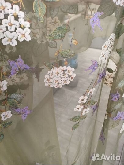 Сетка с апликацией