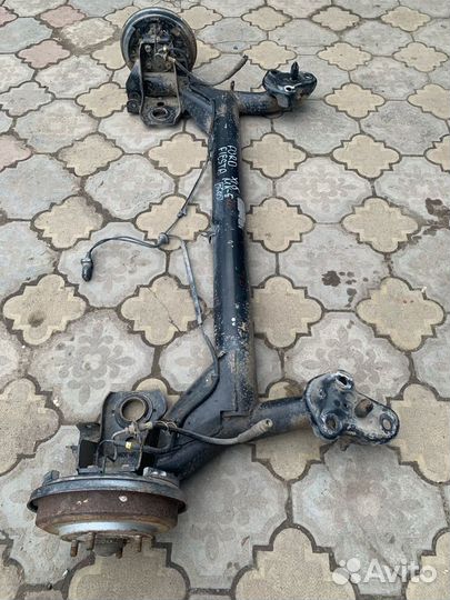 Задняя балка Ford Fiesta mk5 в сборе 5660