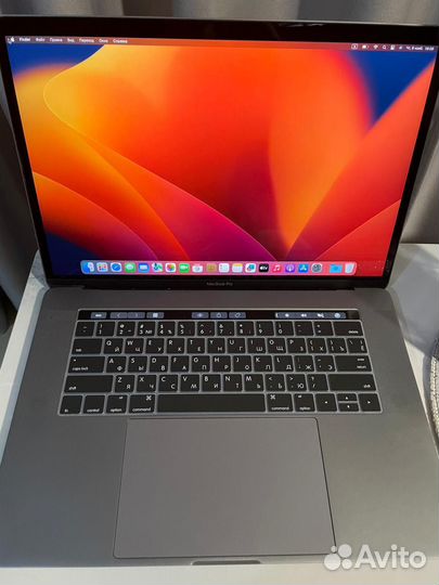 Apple MacBook Pro 15 2017 TR2 Touch Bar