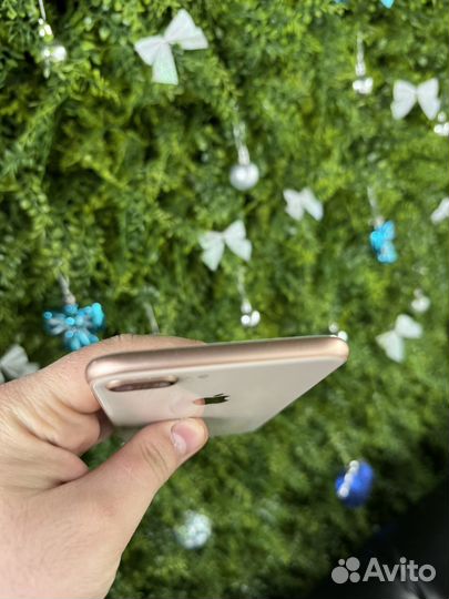 iPhone 8 Plus, 64 ГБ