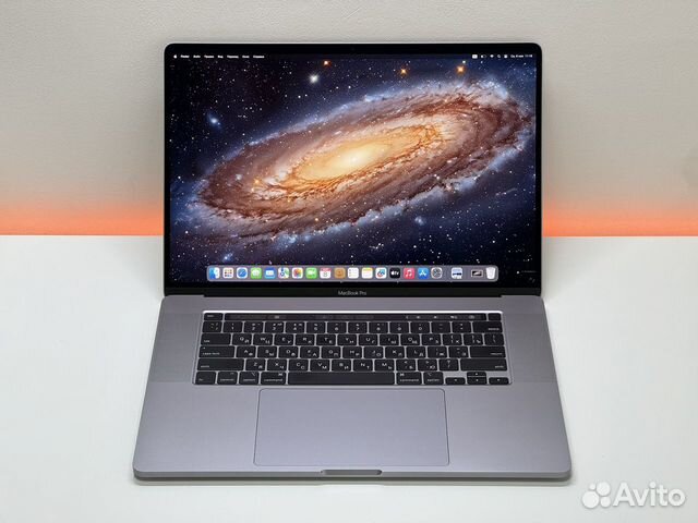 Топ MacBook Pro 16 i7 2.6/32gb/1TB/Radeon 4gb