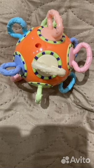 Развивающие игрушки для малышей пакетом