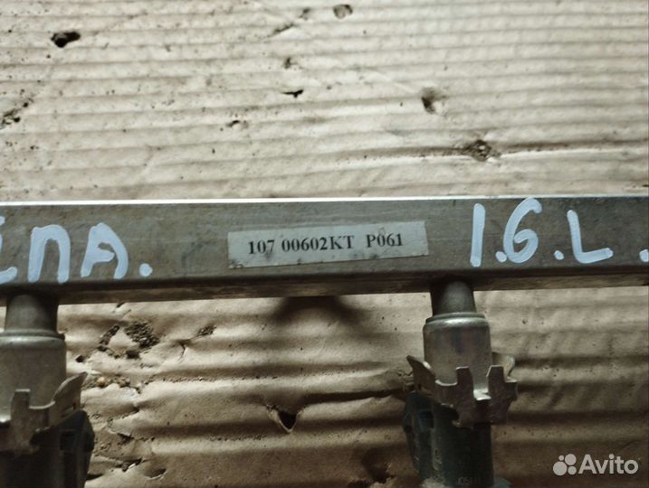 Топливная рампа с форсунками Vortex Estina 1.6