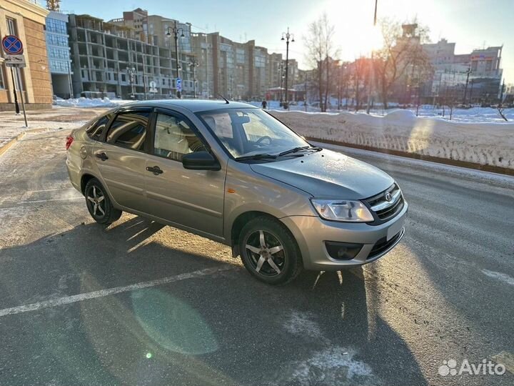 LADA Granta 1.6 МТ, 2015, 132 000 км