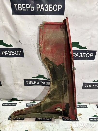 Крыло переднее правое Volkswagen Passat B3