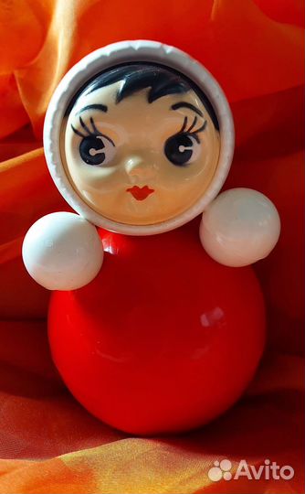 Игрушка неваляшка