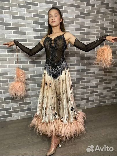 Платье для спортивно-бальных танцев стандарт