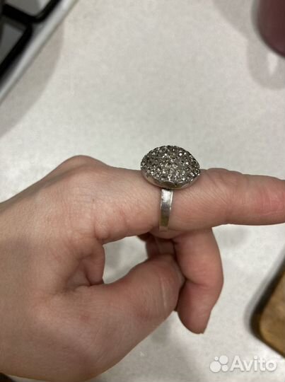 Серебряное кольцо
