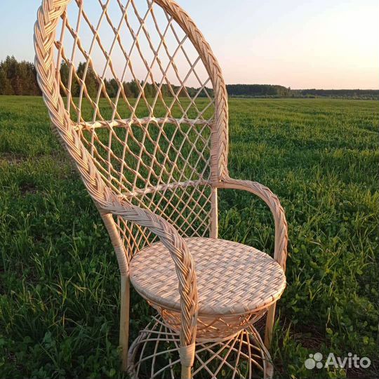 Кресло павлин