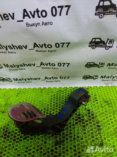 Педаль сцепления Peugeot 307