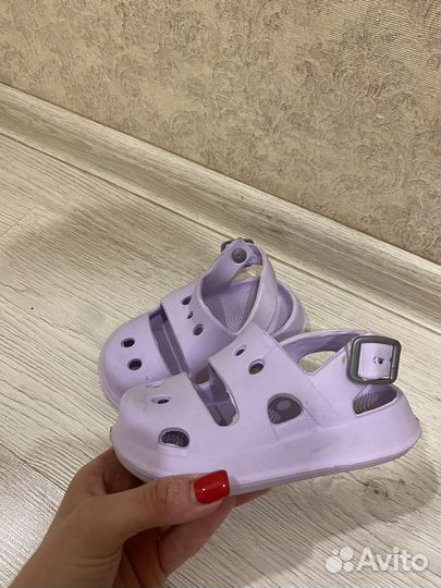 Сандалии crocs детские