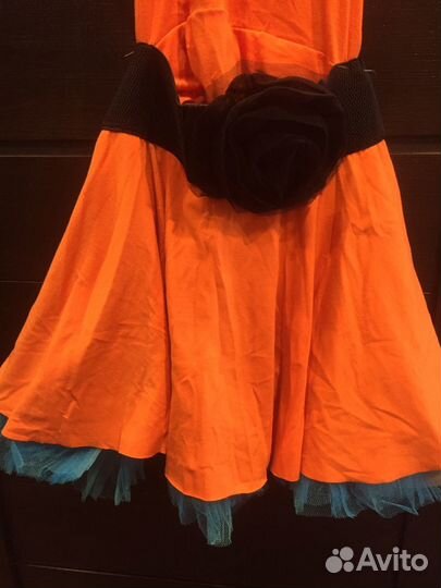 Танцевальный костюм