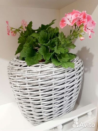 Кашпо для цветов