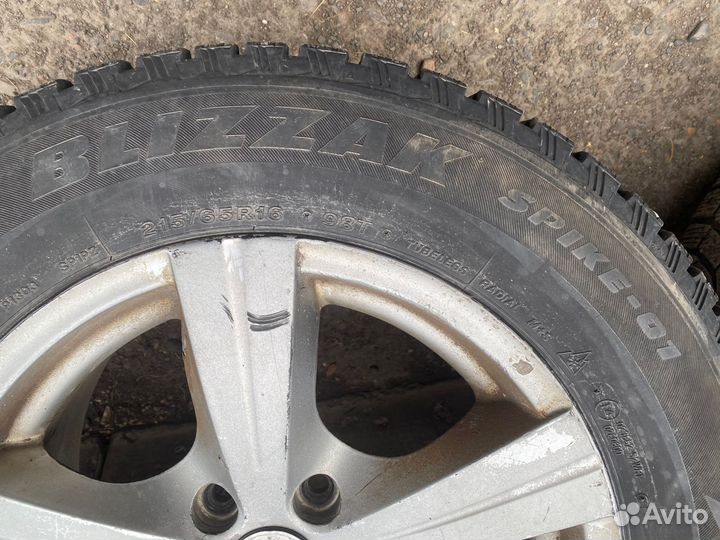 Колеса зимние 215 65 R16