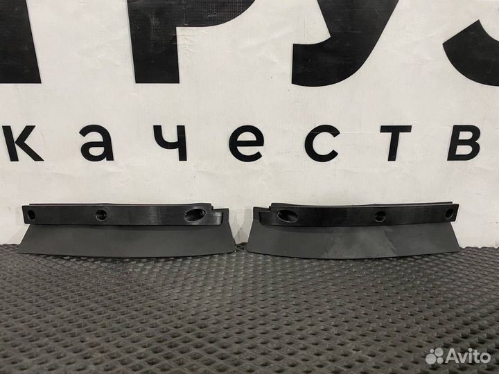 Панель уплотнительной резинки Volvo FH5 23544524