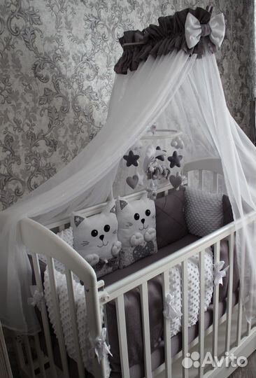 Мобиль на детскую кроватку