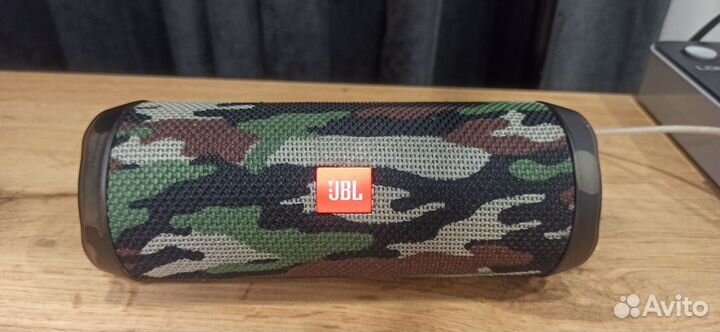 Продам JBL flip 4 Оригинал