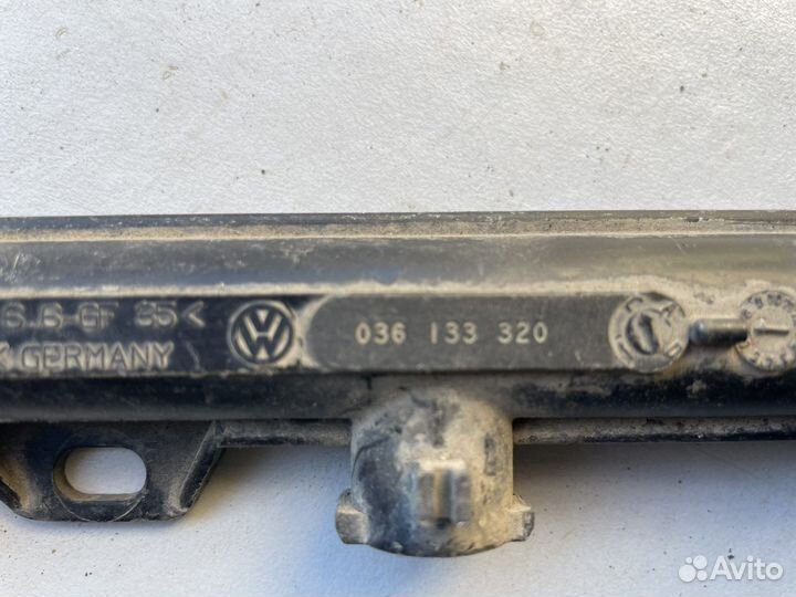 Рампа топливная Volkswagen Golf 5