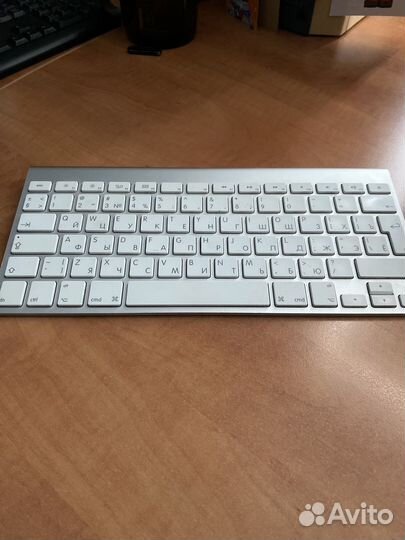 Клавиатура Apple
