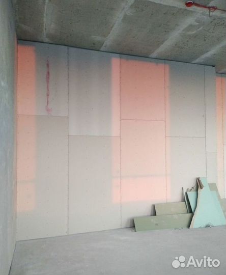 Поклейка обоев и малярные работы