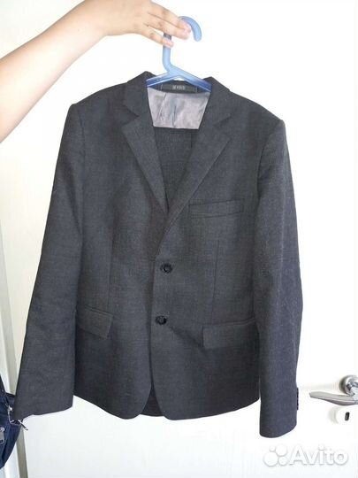 Школьная форма для мальчика серая