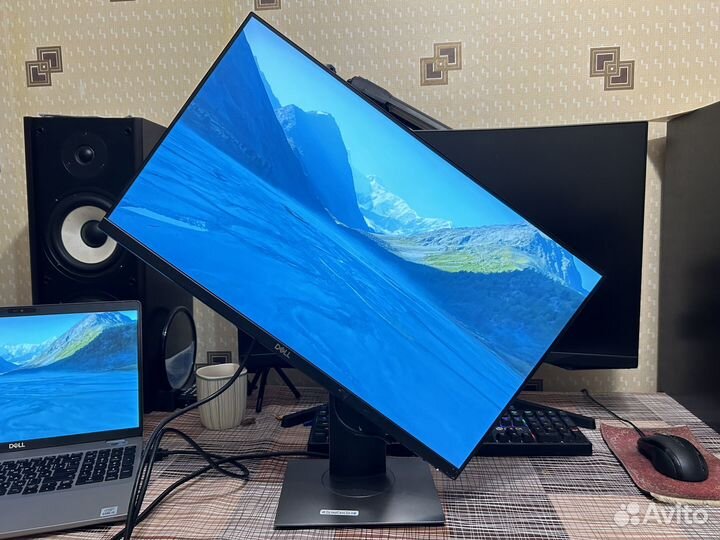 24'' Безрамочный монитор dell с IPS P2419H