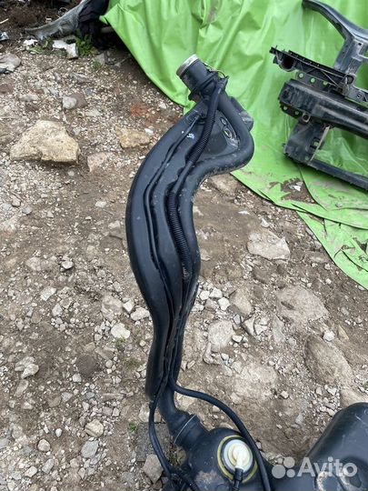 Топливный бак Volkswagen Jetta 5