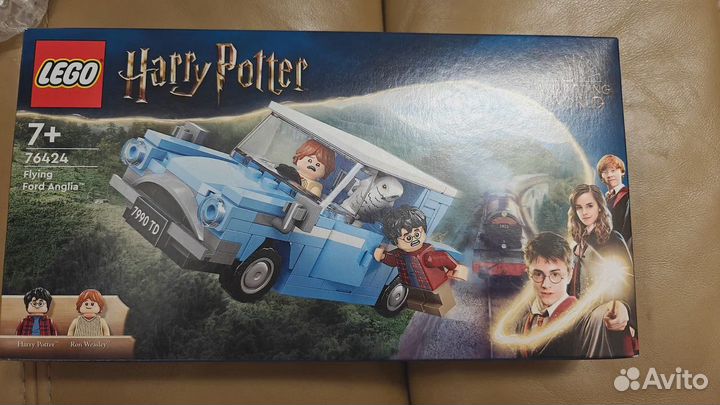 Конструктор lego Harry Potter 76424 Летающий Форд