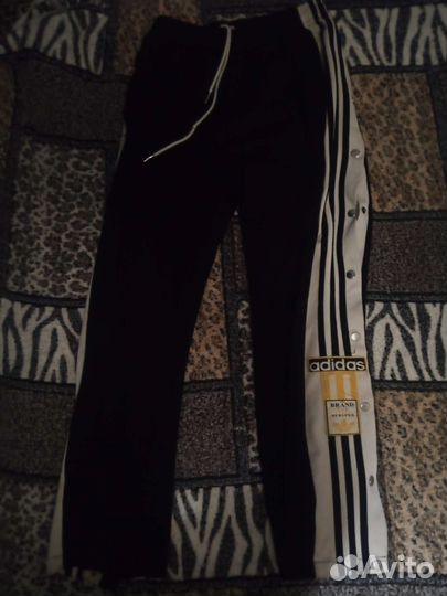 Adidas адибрейк штаны