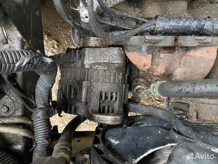 Генератор sr20de Nissan Serena C24