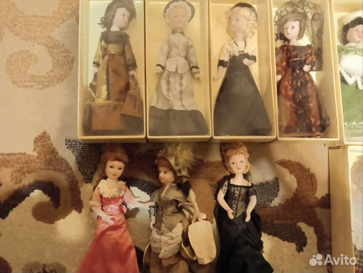 Кукла фарфоровая коллекционная