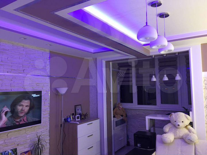 2-к. квартира, 63 м², 4/9 эт.