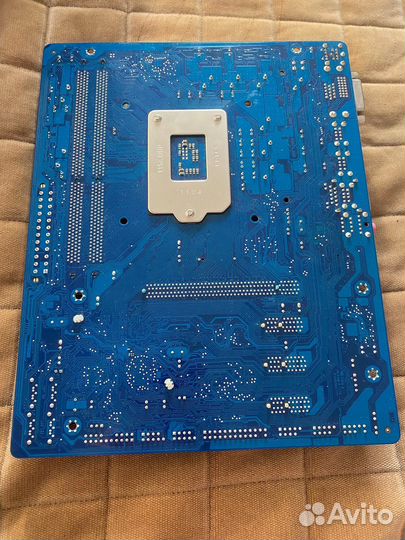 Материнская плата gigabyte GA h61m-d2-b3