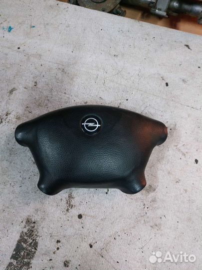 Муляж подушки безопасности водителя Opel Omega B