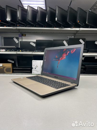 Ноутбук Asus R540Y