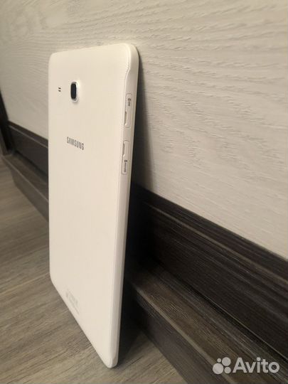 Samsung galaxy tab E