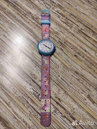 Детские наручные часы Swatch единороги