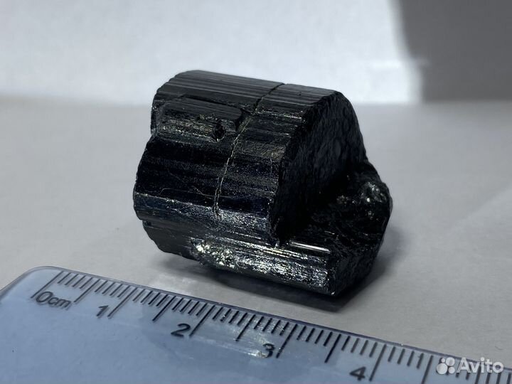 Турмалин черный