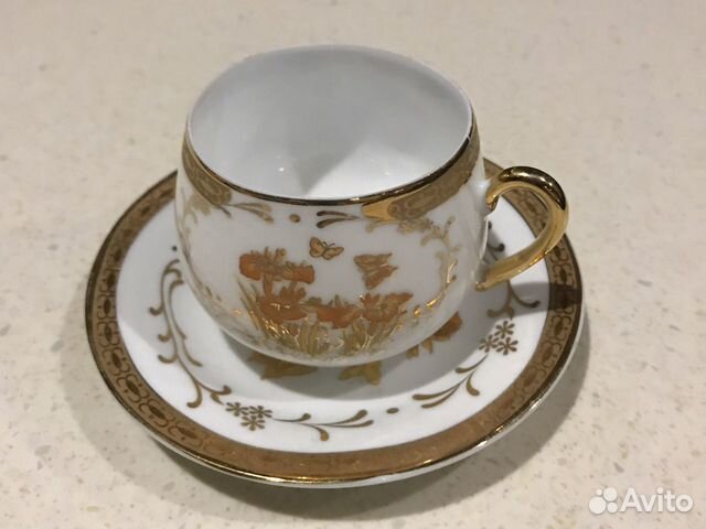 Фарфоровая кофейная чашка