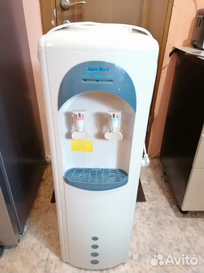 Кулер для воды